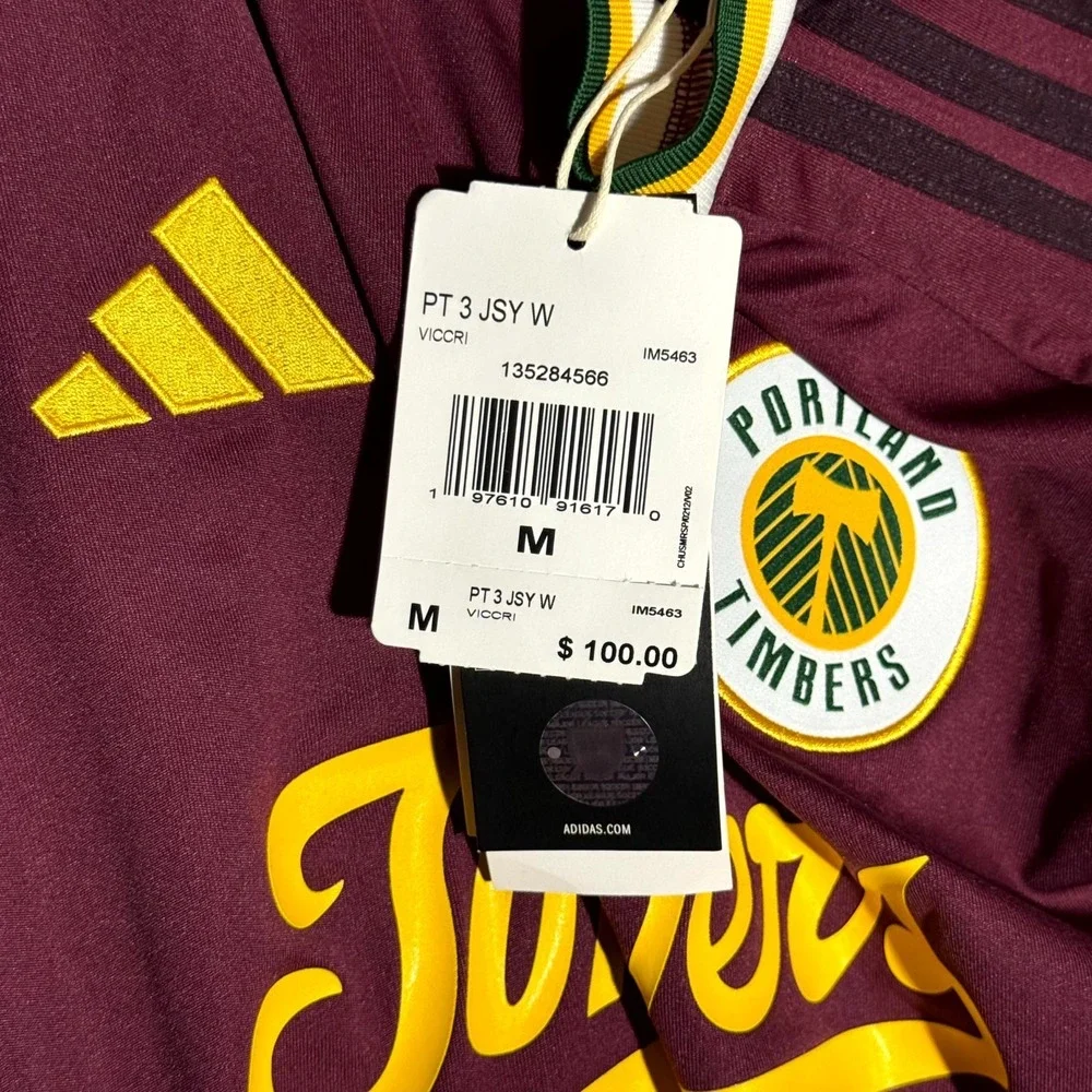 adidas size medium
